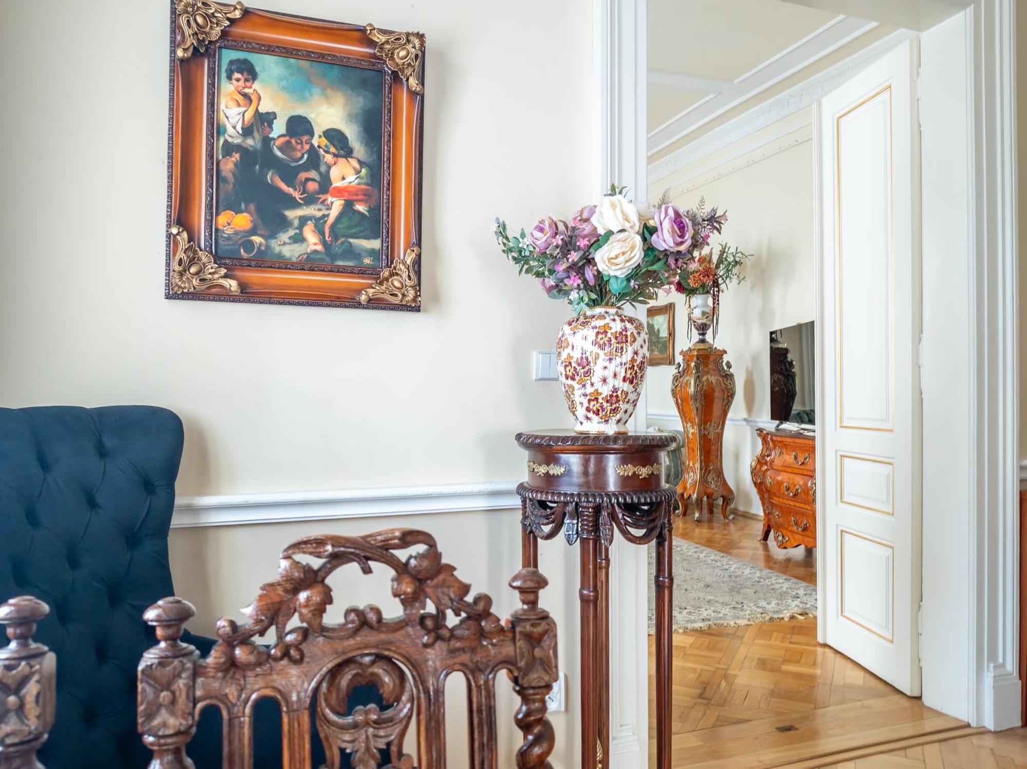Villa With Hot-Tub, Terrace And Garden, Wenceslass Square Prague Luaran gambar