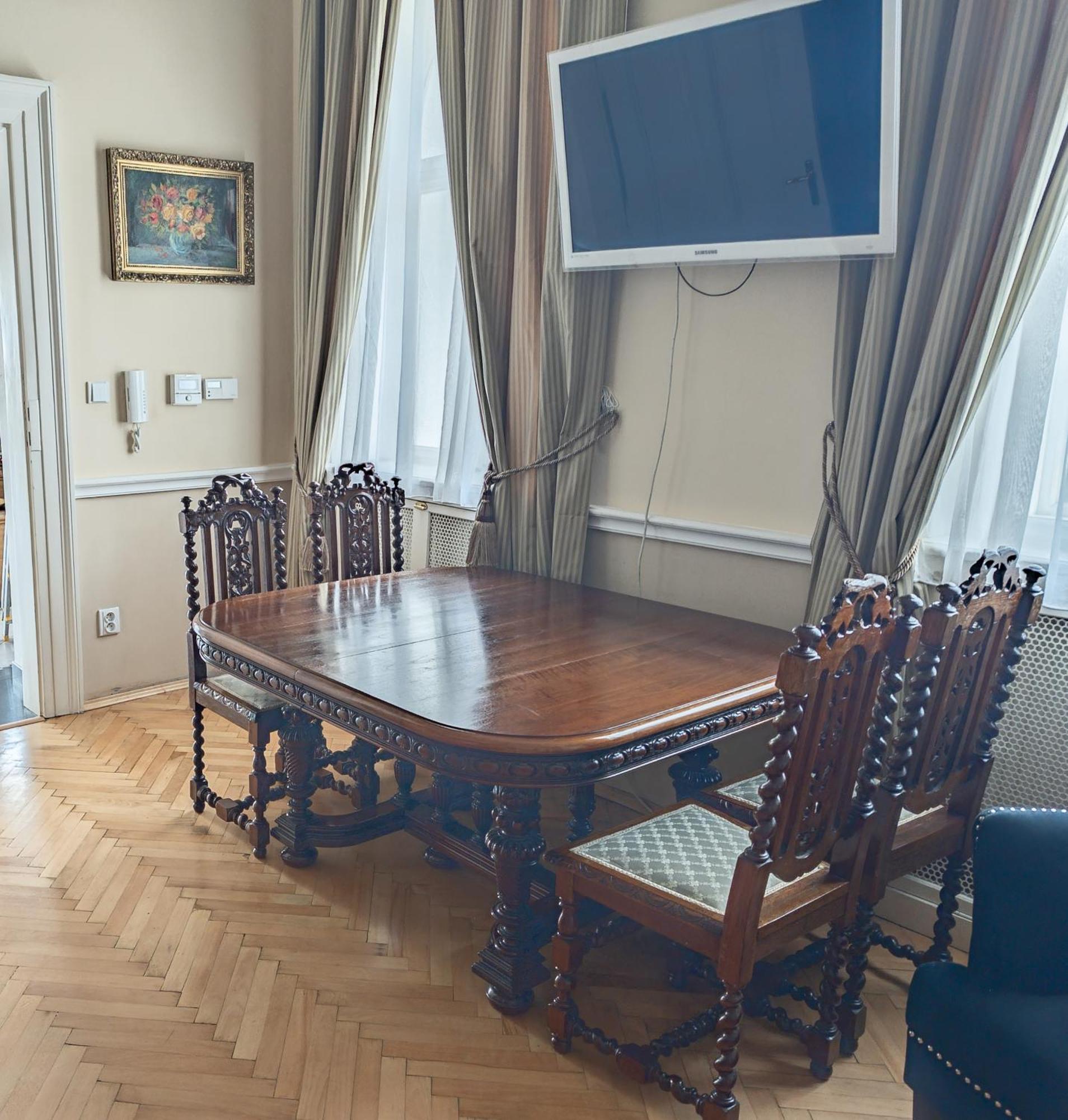 Villa With Hot-Tub, Terrace And Garden, Wenceslass Square Prague Luaran gambar